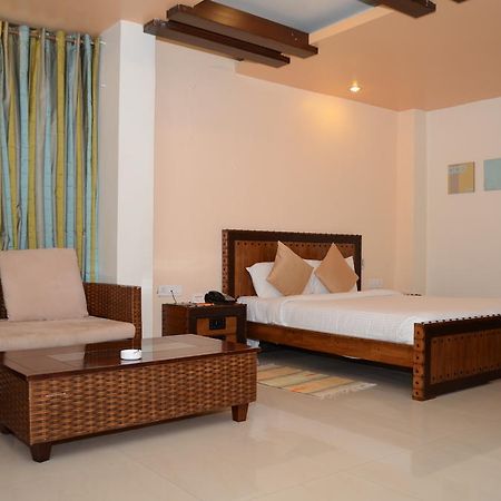 Hotel The Elite Suites Pune Zewnętrze zdjęcie