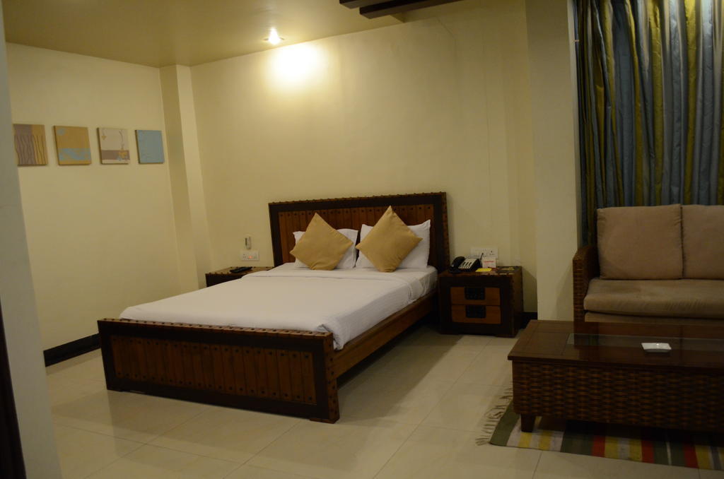 Hotel The Elite Suites Pune Pokój zdjęcie