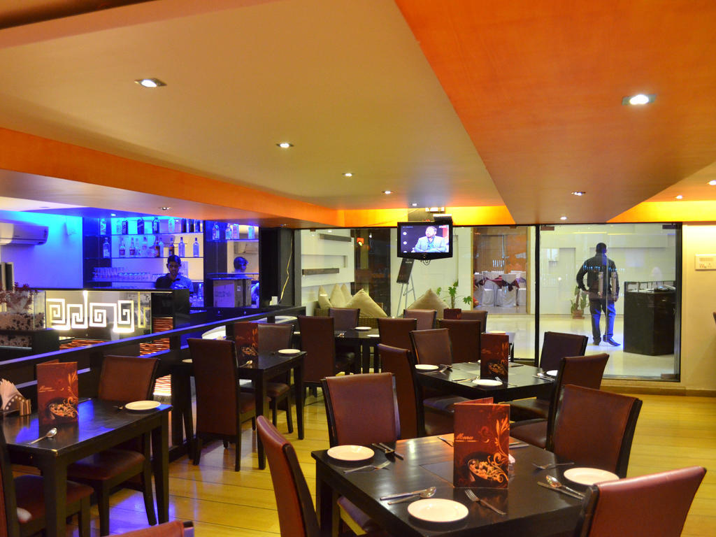 Hotel The Elite Suites Pune Zewnętrze zdjęcie